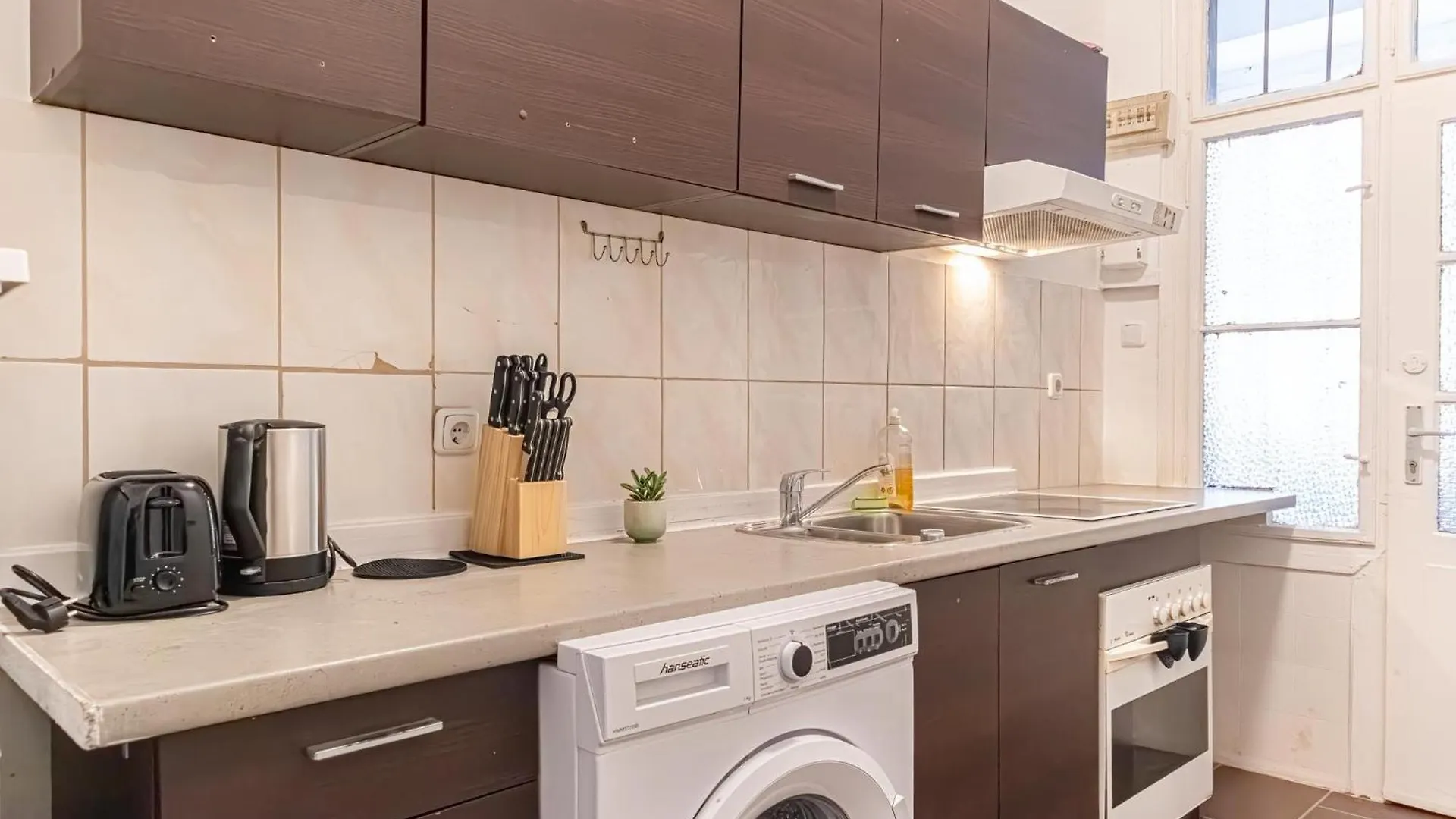 Economy City Living- 1Br Apt In The Heart Of Vienna 0*,